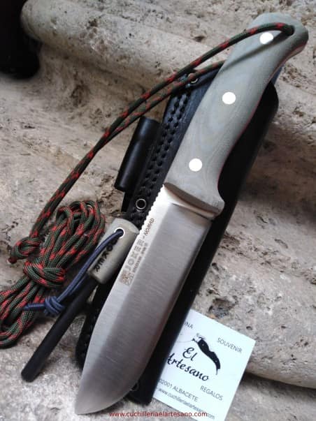 CUCHILLO NOMAD VERDE CON PEDERNAL JOKER