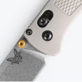 NAVAJA BENCHMADE BUGOUT GRIVORY BLANCA