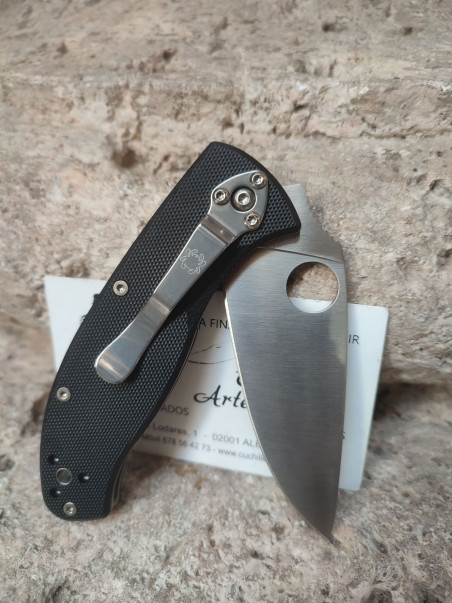 NAVAJA SPYDERCO TENACIOUS MANGO G-10