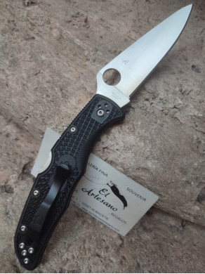 NAVAJA SPYDERCO ENDURA 4 FRN FLAT NEGRO