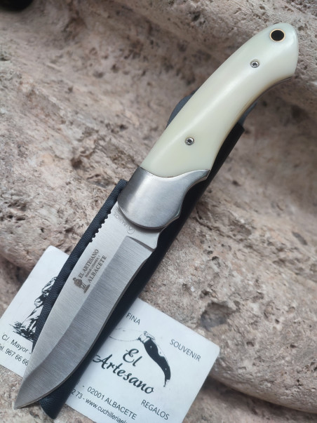 CUCHILLO DE MONTE EN BLANCO CON VIROLA DE ACERO