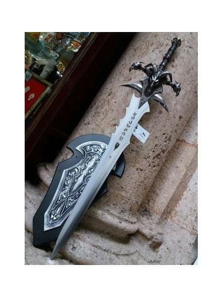 Réplica de la espada Frostmourne World of Warcraft ref S0176