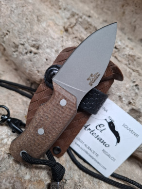 NOVEDAD CUCHILLO MINI FR KAI MARRÓN ARENADO