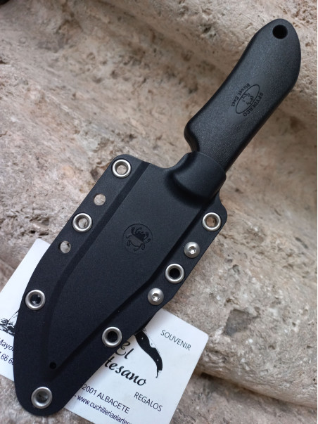 CUCHILLO STREET BEAT SPYDERCO