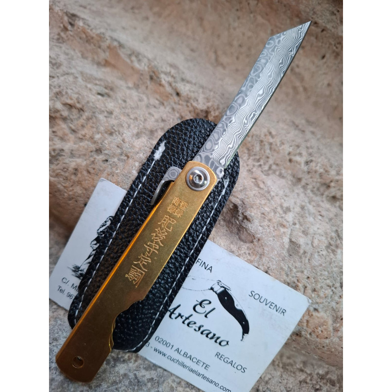 NAVAJA HIGONOKAMI DAMASCO LATÓN 895