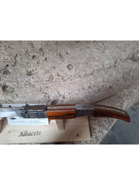 NAVAJA ÁRABE DECORADA MADERA ROJA Nº4