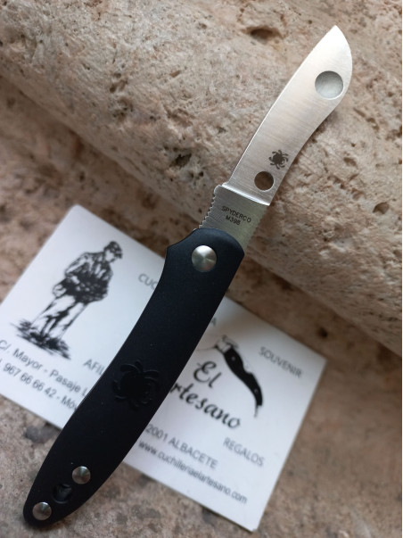 NAVAJA SPYDERCO ROADIE NEGRO