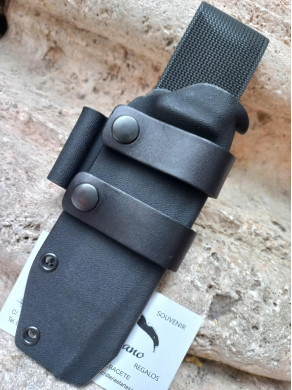 FUNDA NOMAD CON PORTA PEDERNAL JOKER