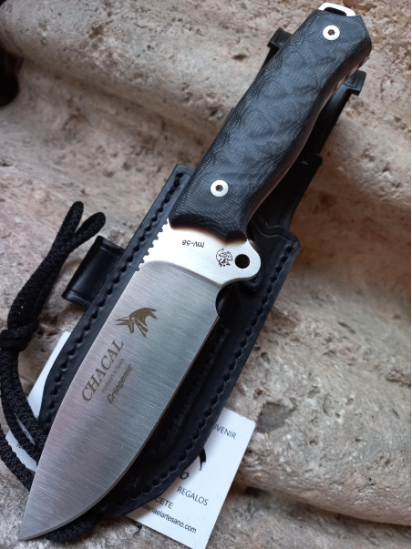 NOVEDAD MACHETE MIKARTA NEGRA CHACAL J&v