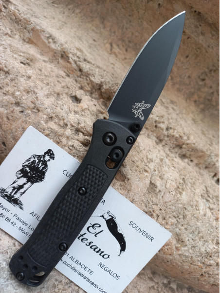 NAVAJA BENCHMADE MINI BUGOUT CF-ELITE