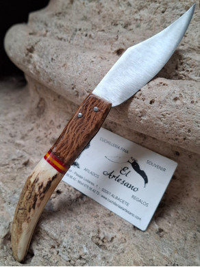 NAVAJA CIERVO Y ENCINA ESPAÑA ARTESANA 777
