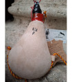 BOTA VINO PEZ  MEDIO LITRO PIEL DE CABRA CLARA