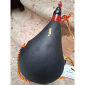 BOTA DE VINO PEZ RECTA NEGRA 1LITRO PIEL DE CABRA