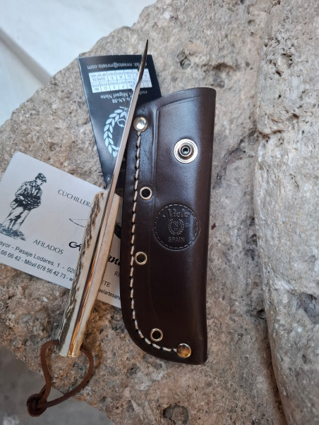 CUCHILLO CANUCK MINI CIERVO NIETO