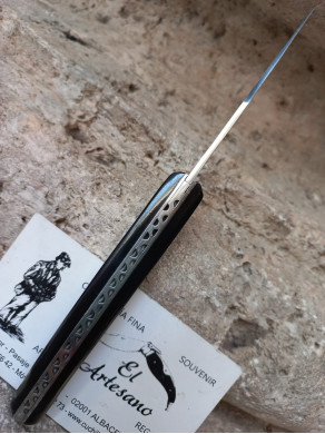 NOVEDAD NAVAJA TORO MOSAICO EXPÓSITO DAMASCO