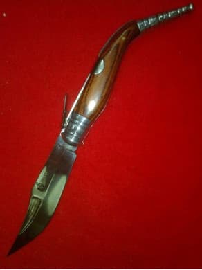 Penknife bandolier  wood of rattle or of springs