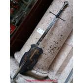 ESPADA ANDURIL CON PEANA Y EXPOSITOR 135CM