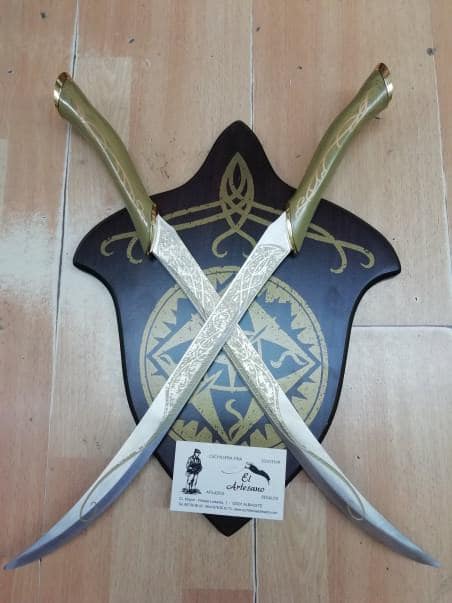 CUCHILLO LÉGOLAS CON PANOPLIA REF 11535