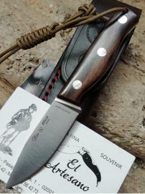 EXCLUSIVO CUCHILLO GRILLO DE NIETO