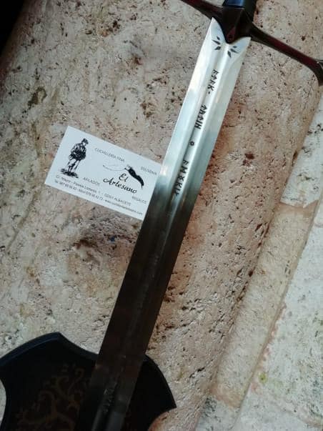 ESPADA ANDURIL CON PEANA Y EXPOSITOR 135CM