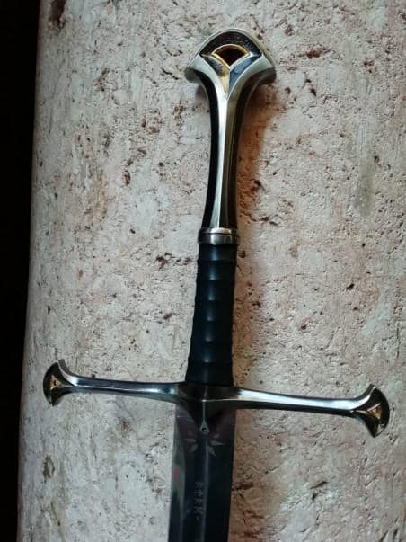 ESPADA ANDURIL CON PEANA
