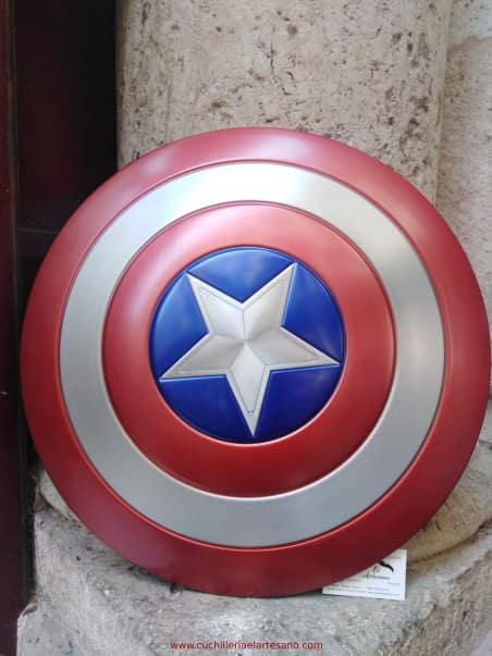 RÉPLICA ESCUDO CAPITÁN AMÉRICA
