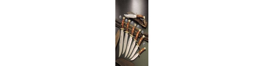 Hunting knives
