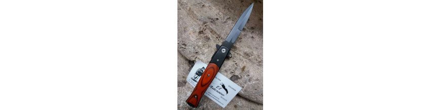 Assited opening pocket knife